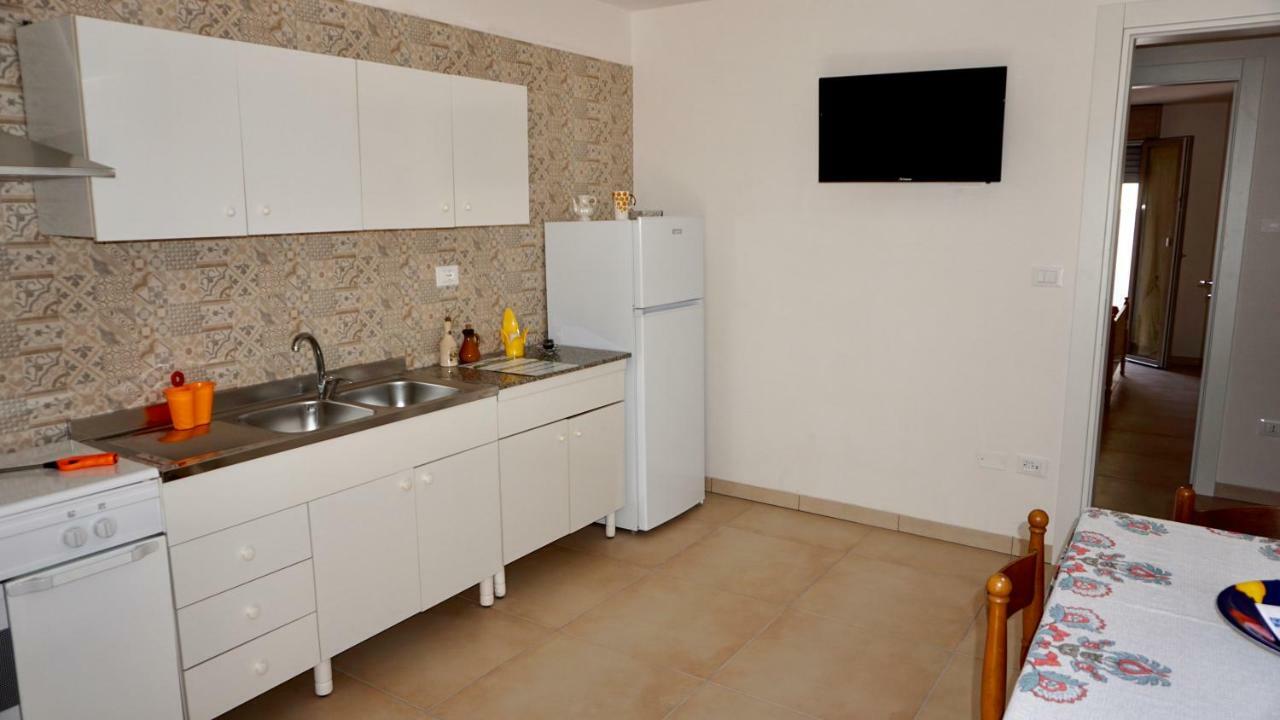 Appartamenti Torre Lapillo Bagian luar foto